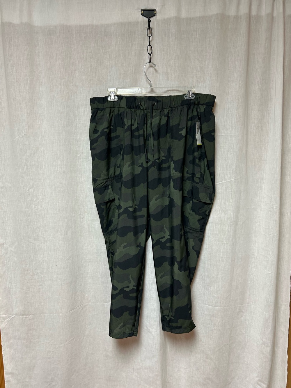 Camouflage active joggers pants old navy XXL high rise super stretch pockets